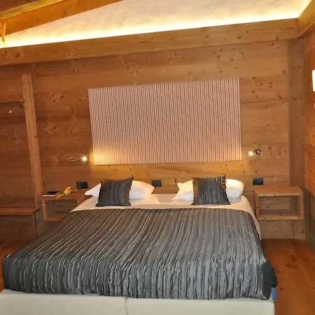 Couette-café Fraina 4*