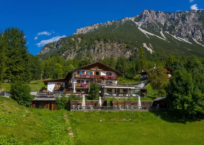 Oda ve Kahvaltı Fraina Cortina dʼAmpezzo